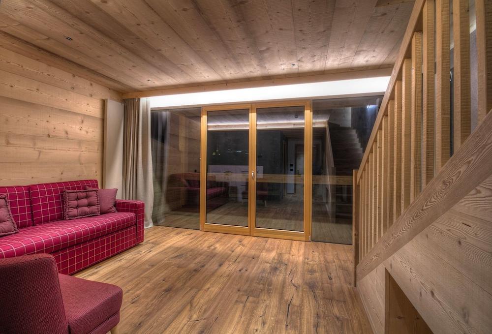 Dolomiti Lodge Alvera Кортина-д'Ампеццо Экстерьер фото