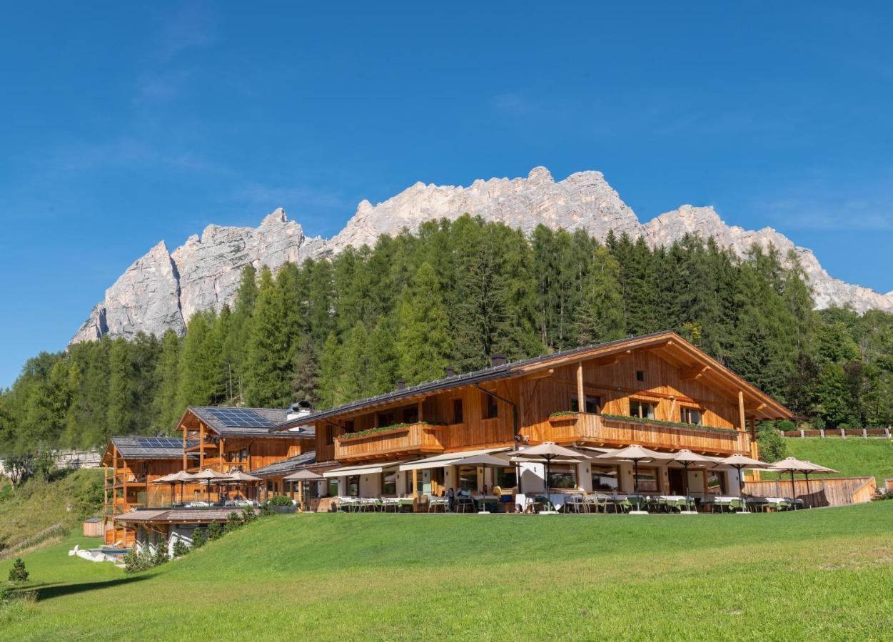 Dolomiti Lodge Alvera Кортина-д'Ампеццо Экстерьер фото