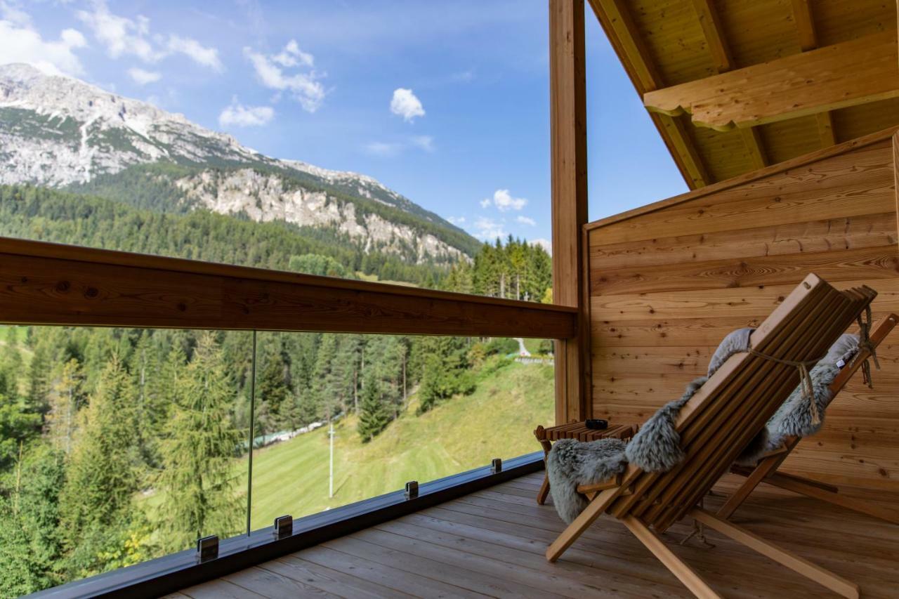 Dolomiti Lodge Alvera Кортина-д'Ампеццо Экстерьер фото